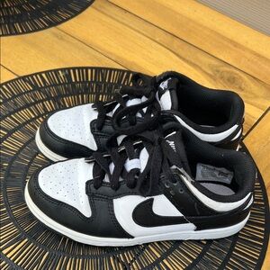 Nike Kids Black and White Sneakers